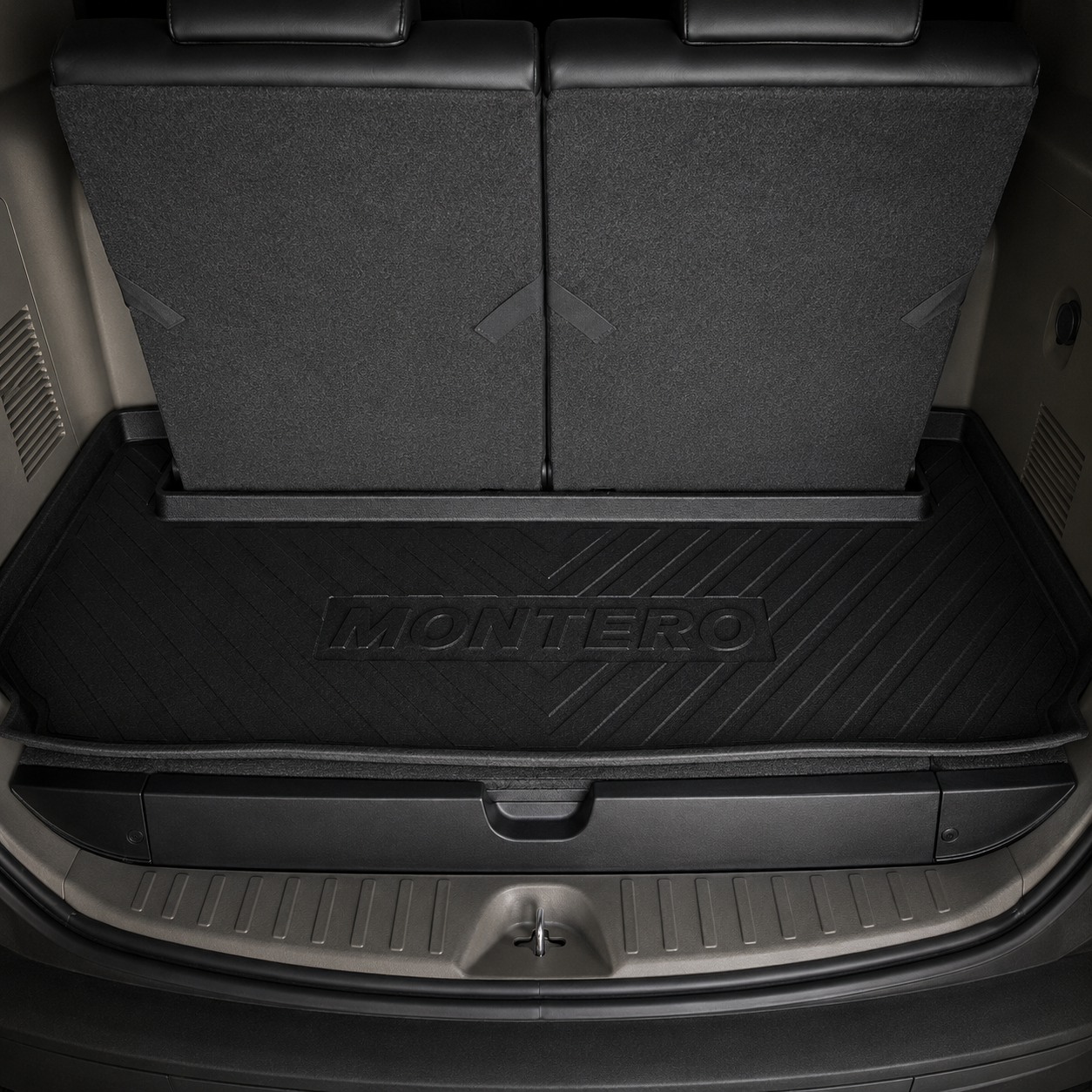 Alfombra Mitsubishi Montero Sport 2011+ Cajuela SJ