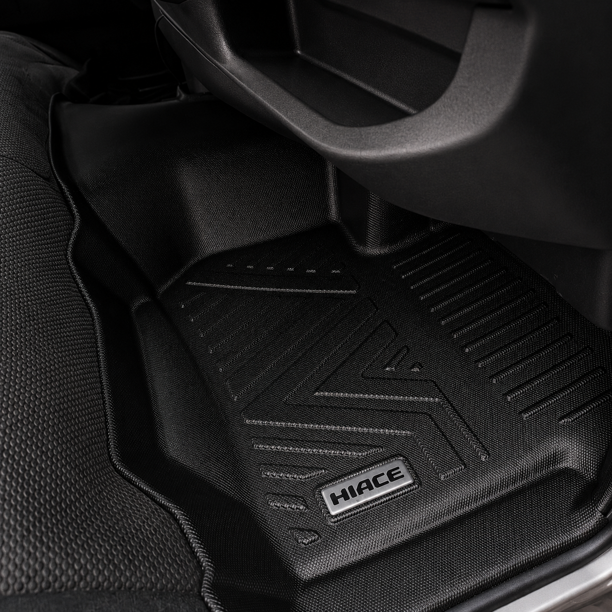 Alfombra Toyota Hiace Techo Bajo 2006-2019 Conductor y Copiloto SJ