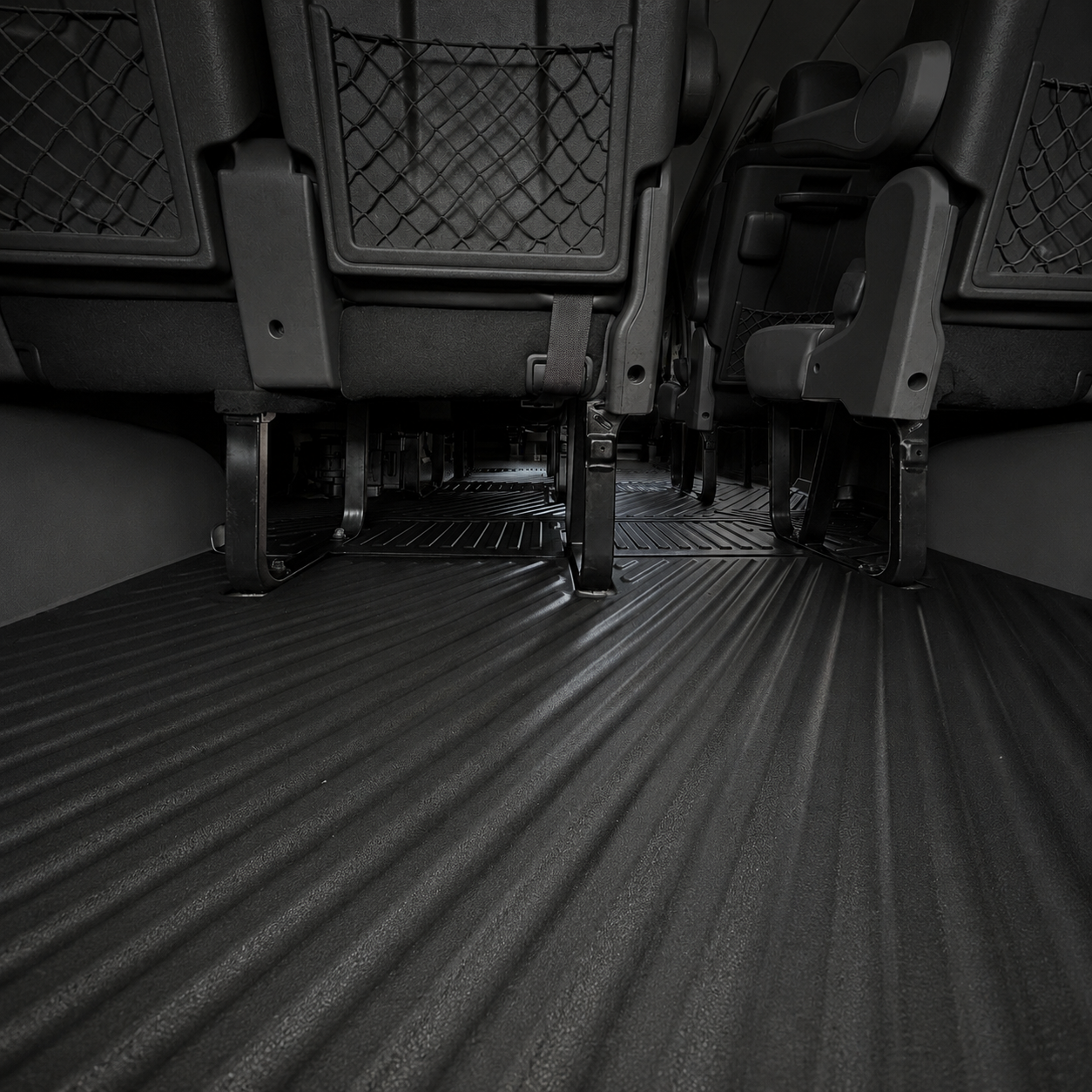 Alfombra Toyota Hiace Techo Alto 2020+ 14 Pasajeros KQ
